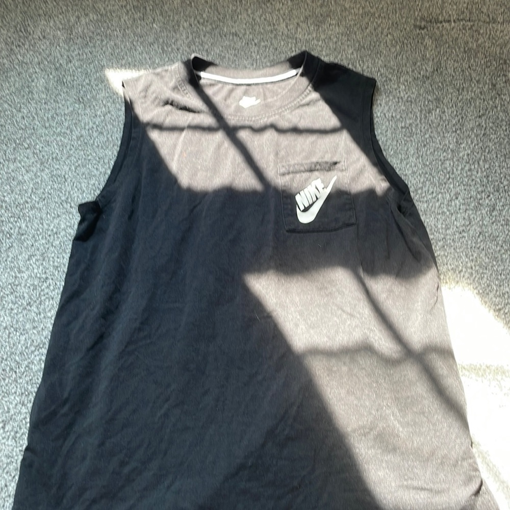 nike muscle tee